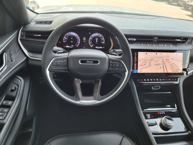 New 2026 Jeep Grand Cherokee L Limited AWD/4WD image 9