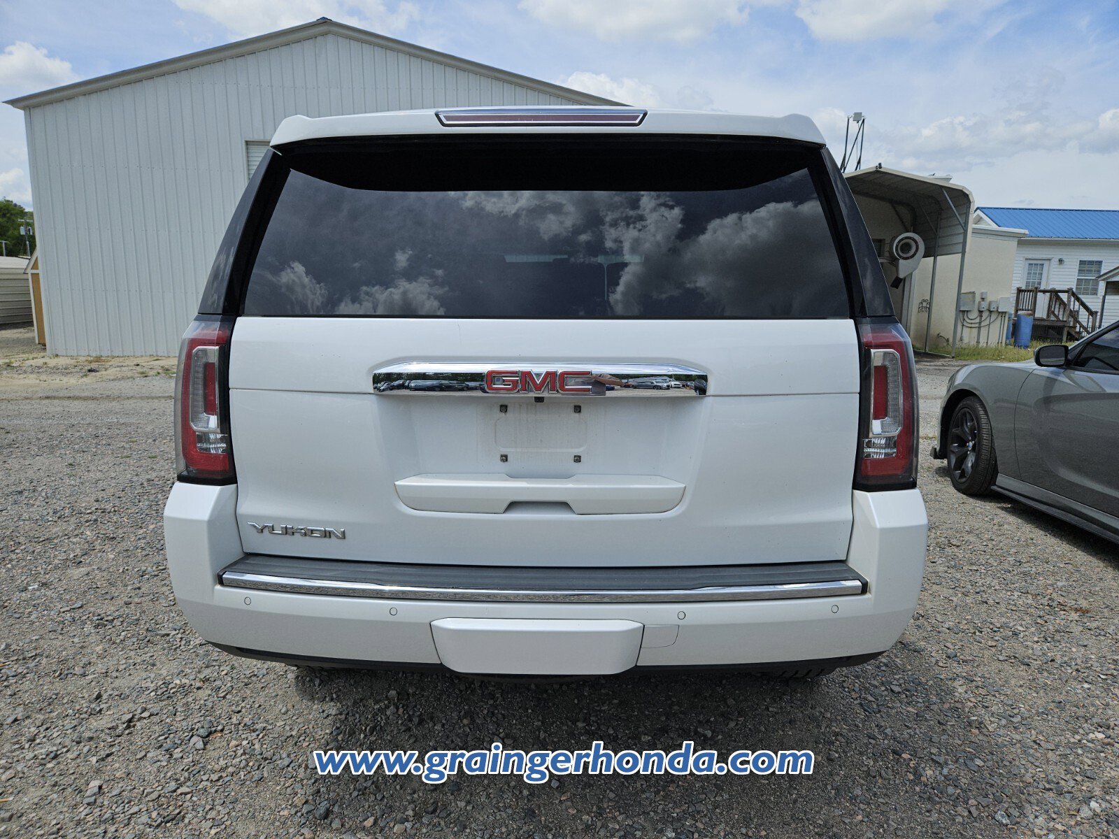 Used 2019 GMC Yukon Denali w/ Denali Ultimate Package image 8