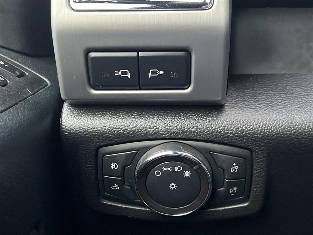 Used 2017 Ford F350 Platinum w/ Platinum Ultimate Package image 27