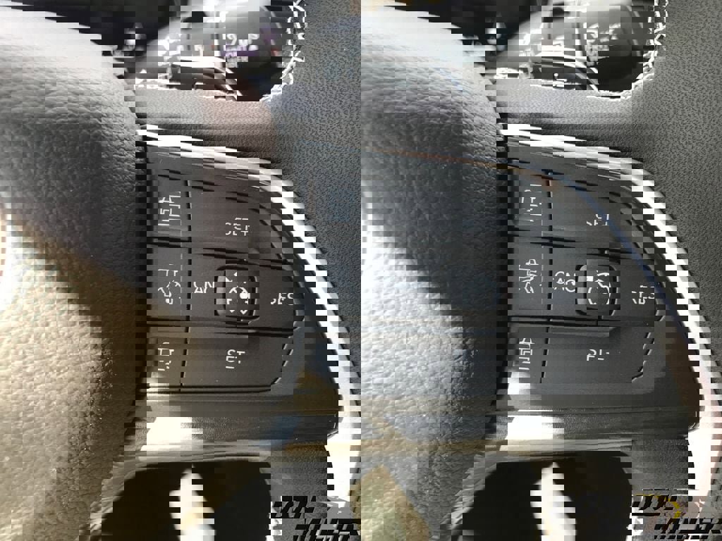 New 2025 Jeep Grand Cherokee L Altitude image 15