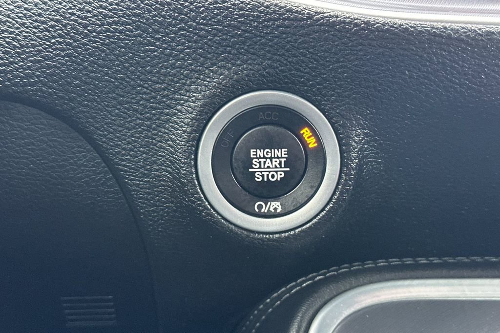 Used 2020 Dodge Challenger R/T RWD image 23