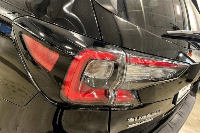 Used 2025 Subaru Outback Limited image 29