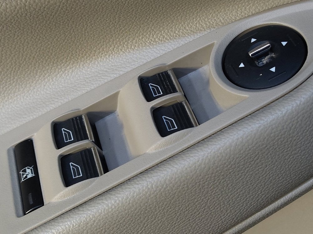 Used 2014 Ford Escape Titanium image 27