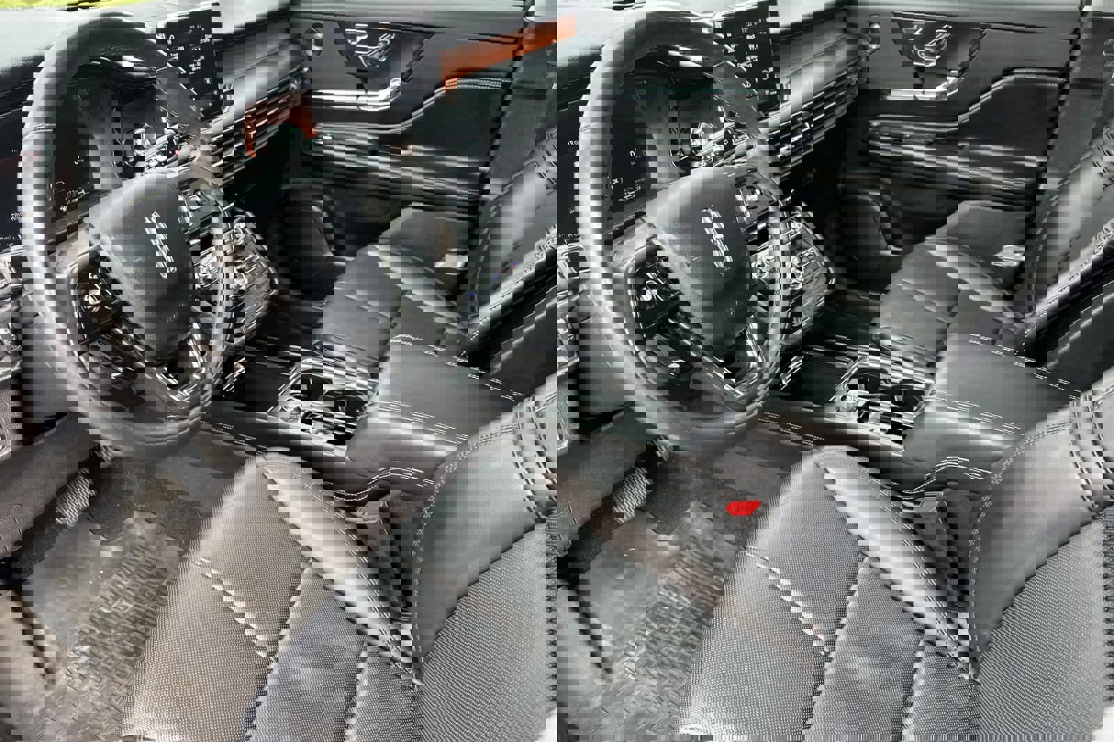 Certified 2022 Lincoln Corsair Reserve w/ Equipment Group 201A image 11