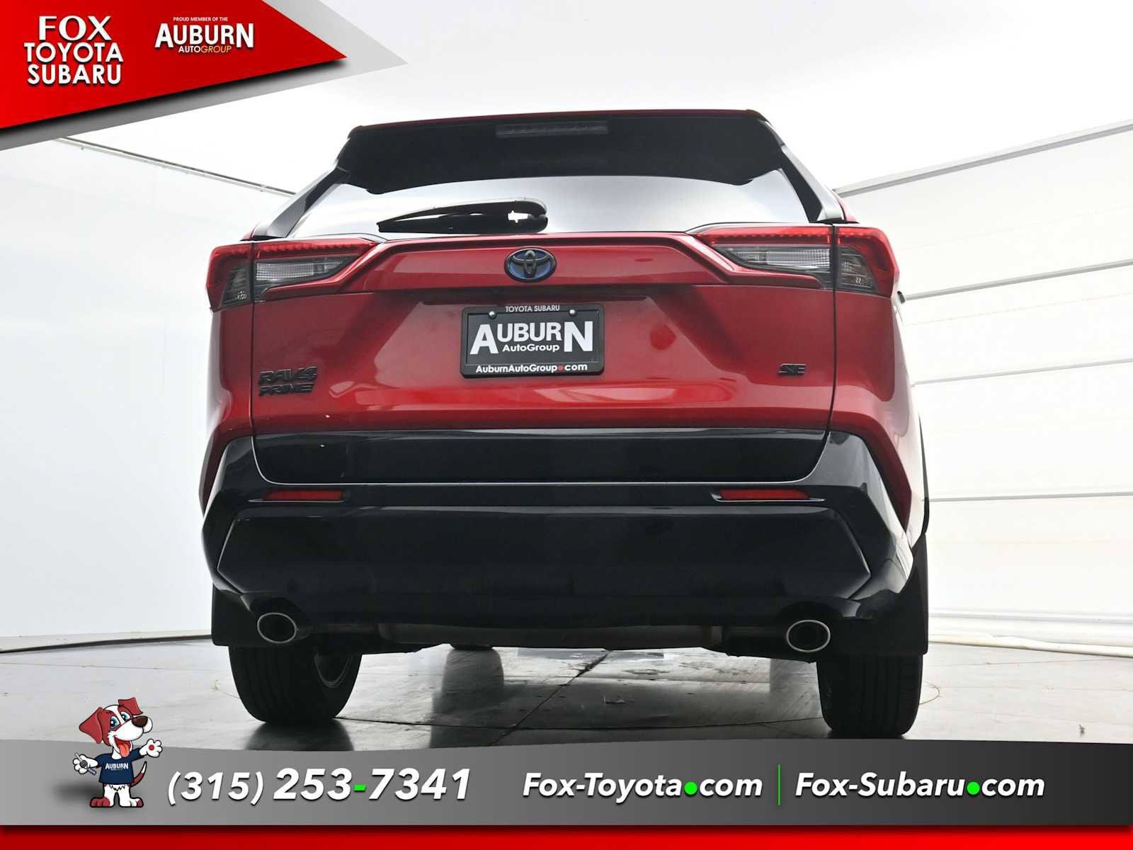 Used 2023 Toyota RAV4 SE w/ Weather & Moonroof Package AWD/4WD image 19