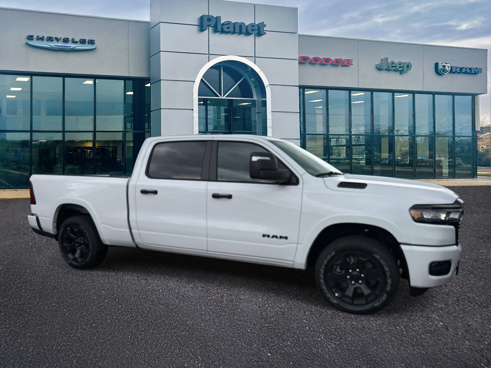 Used 2026 RAM 1500 Big Horn AWD/4WD image 2