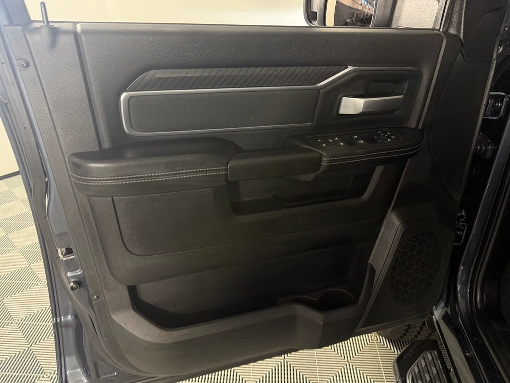 Used 2025 RAM 2500 Big Horn AWD/4WD image 22
