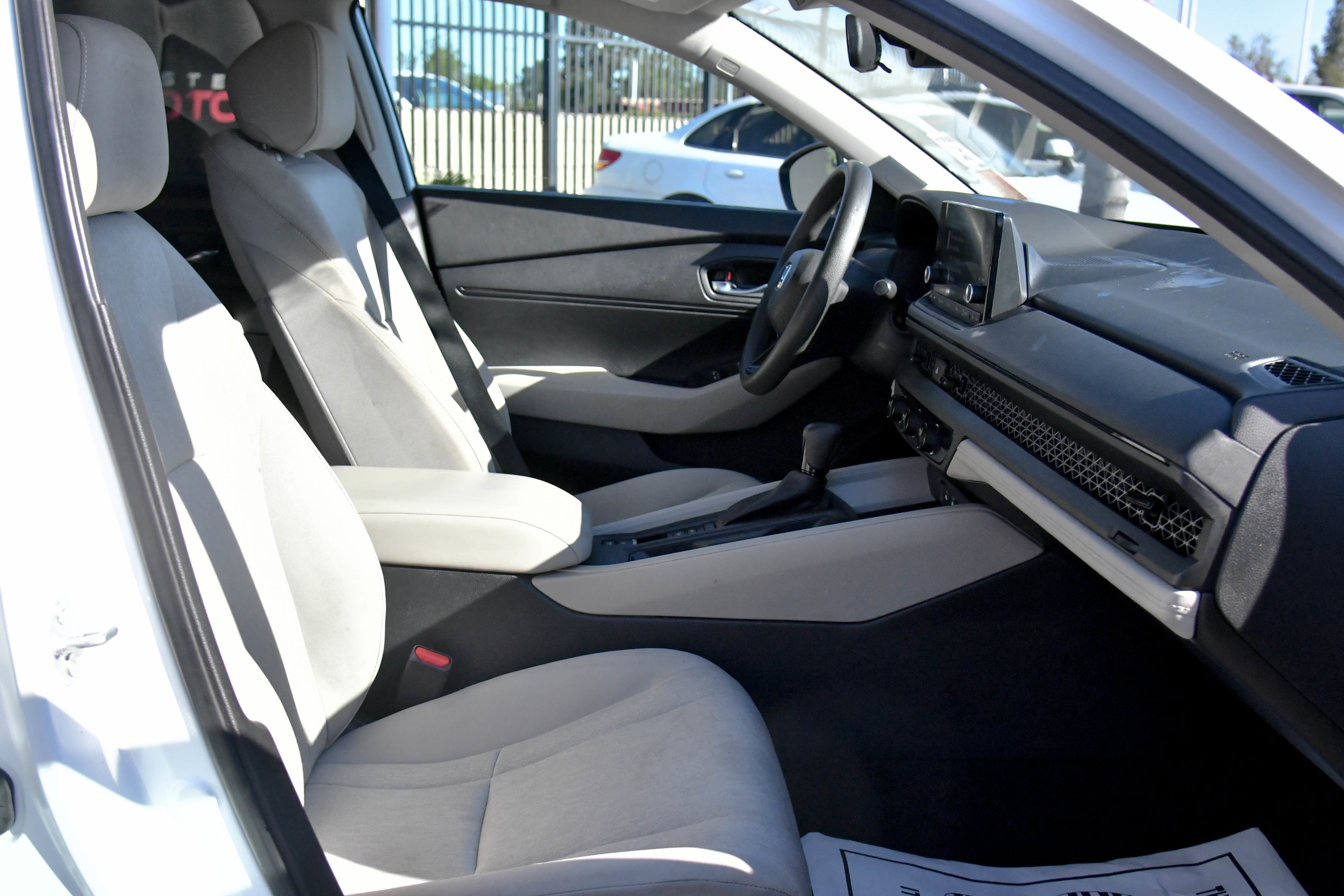 Used 2023 Honda Accord LX image 39