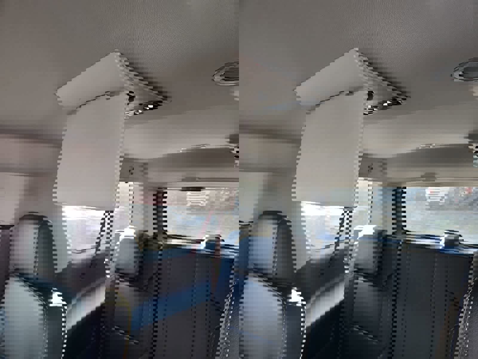 Used 2019 Chevrolet Suburban LT image 30