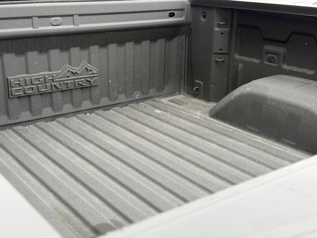 Used 2023 Chevrolet Silverado 1500 High Country image 9
