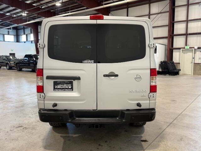 Used 2018 Nissan NV 3500 SL RWD image 9