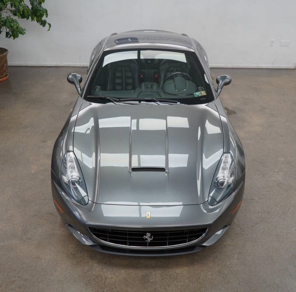 Used 2011 Ferrari California Base 2dr Convertible image 41