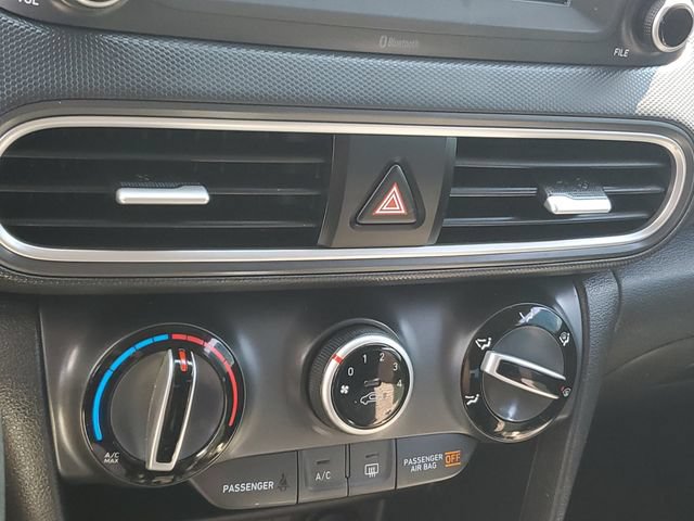 Used 2021 Hyundai Kona SE FWD image 29