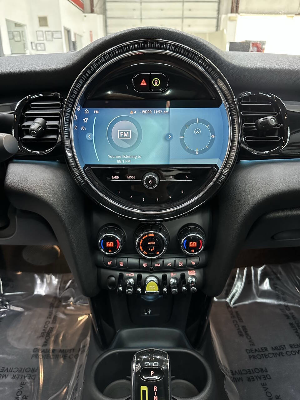 Used 2022 MINI Cooper SE image 26