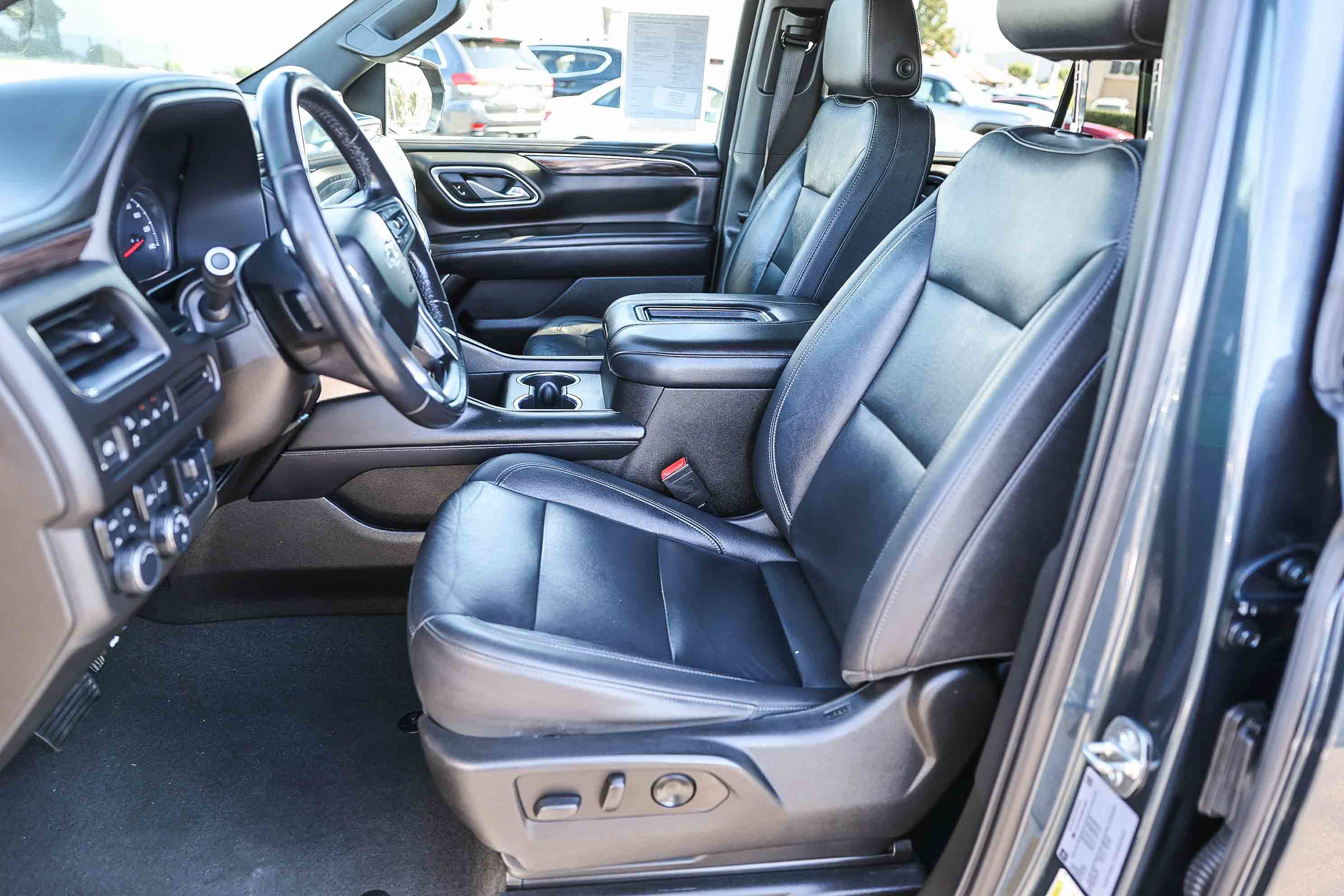 Used 2021 Chevrolet Tahoe Z71 w/ Max Trailering Package image 11