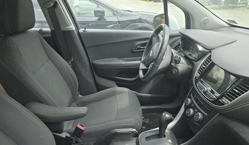 Used 2018 Chevrolet Trax LS AWD/4WD image 5