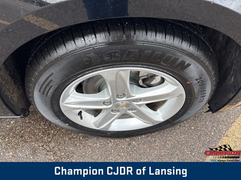 Used 2023 Chevrolet Malibu LT image 15