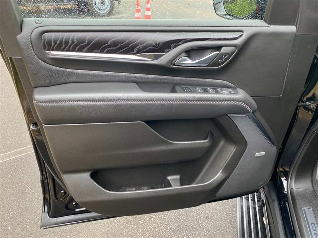 Used 2023 GMC Yukon XL Denali w/ Denali Reserve Package image 14