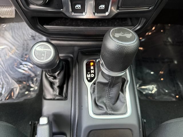 Used 2022 Jeep Wrangler Sport AWD/4WD image 22