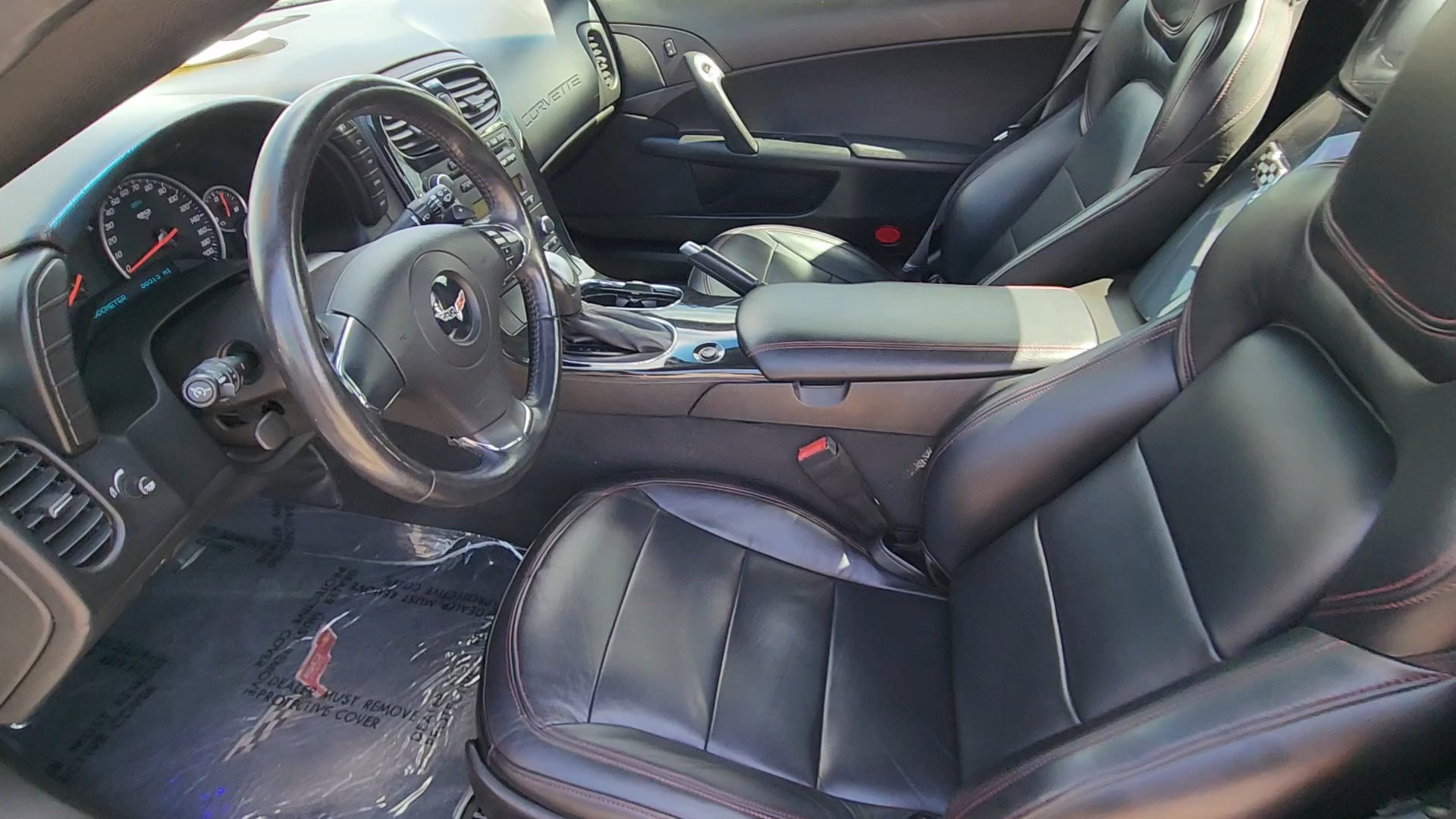 Used 2013 Chevrolet Corvette Convertible RWD image 31