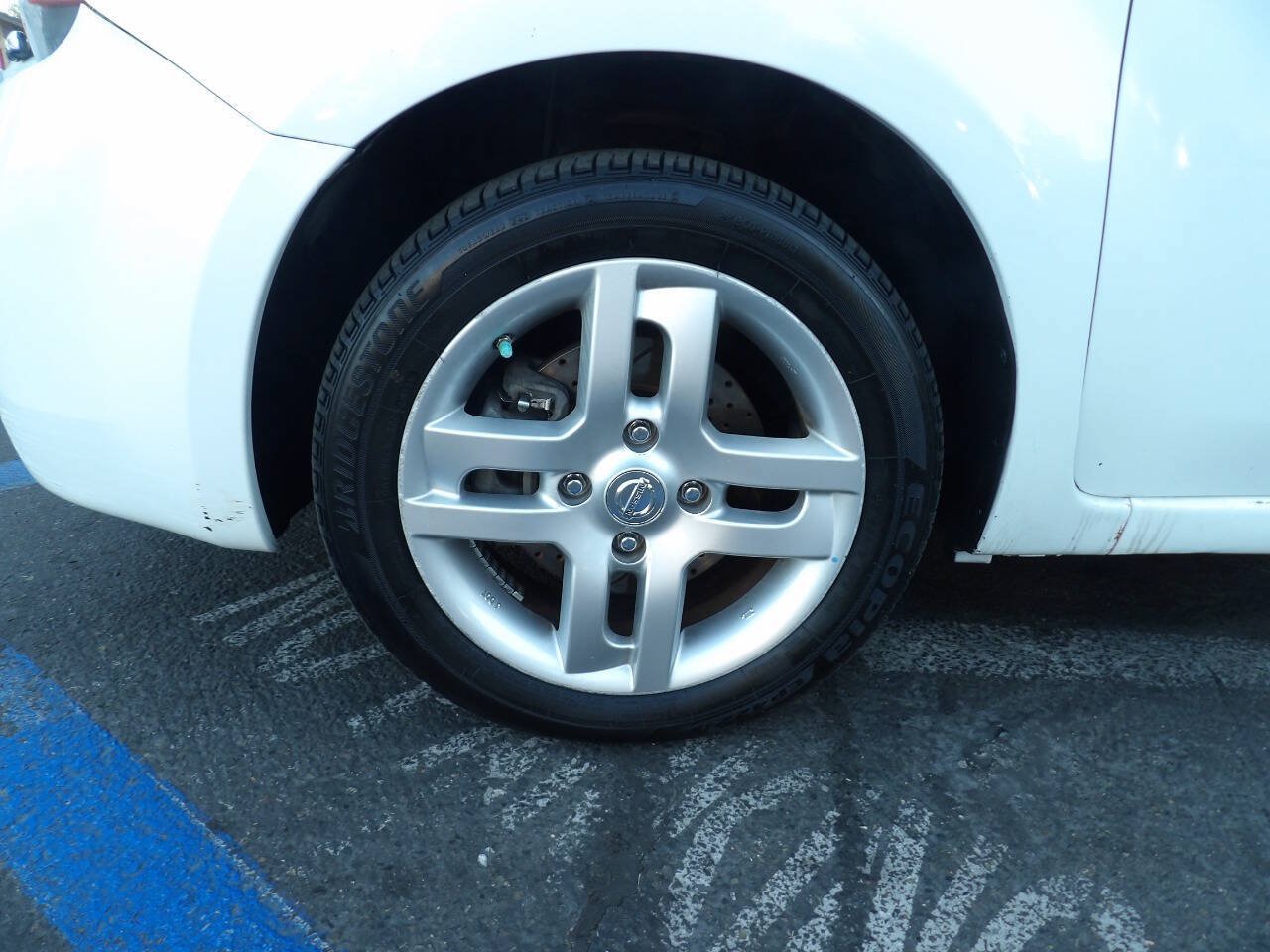 Used 2009 Nissan Cube 1.8 SL w/ Interior Designer Pkg FWD image 13