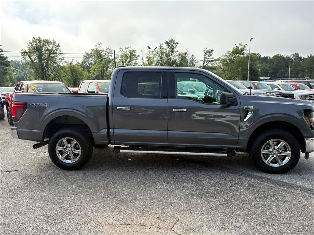 Used 2025 Ford F150 XLT w/ Equipment Group 301A Standard AWD/4WD image 3