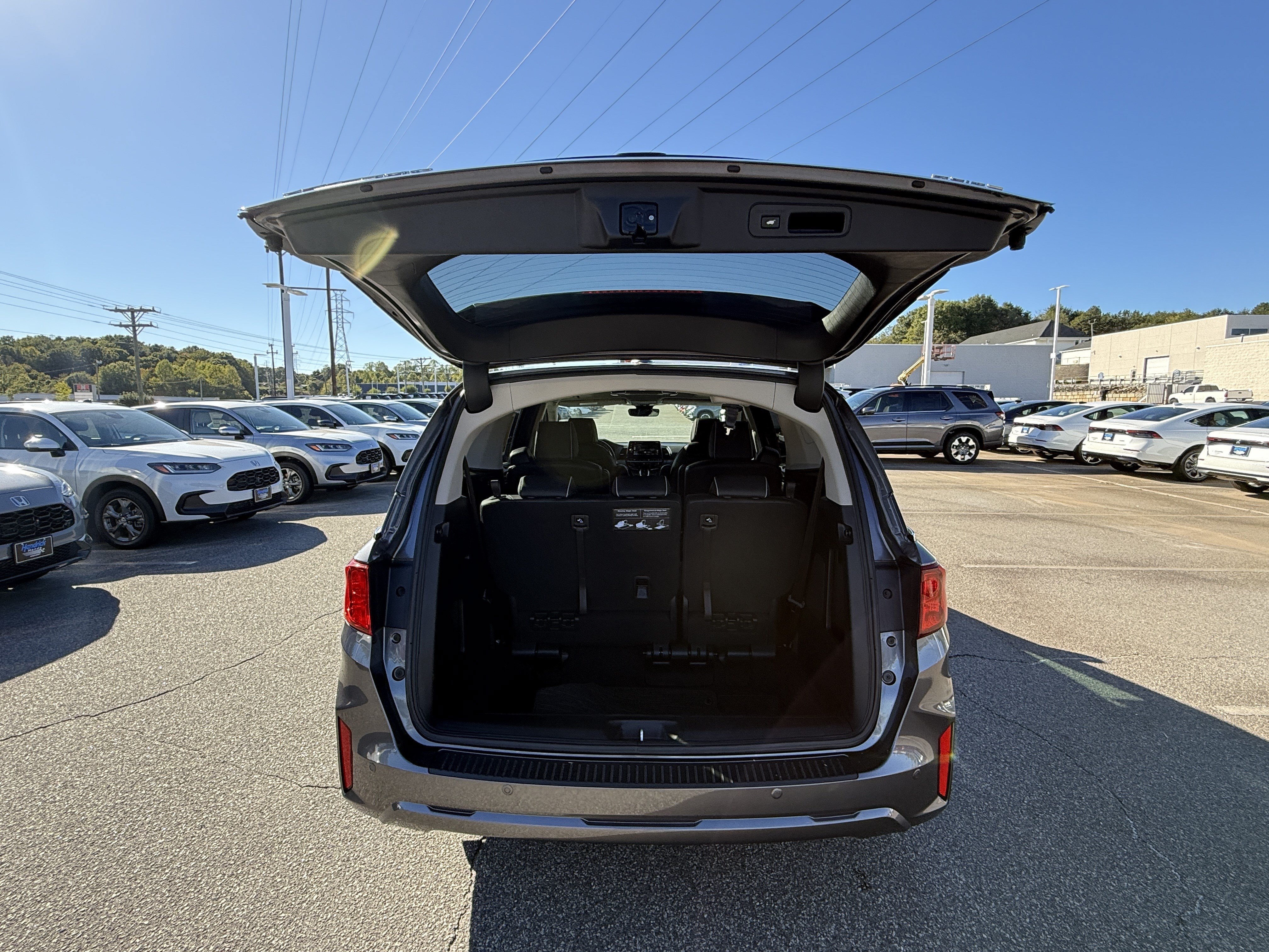 Certified 2025 Honda Odyssey Elite image 34