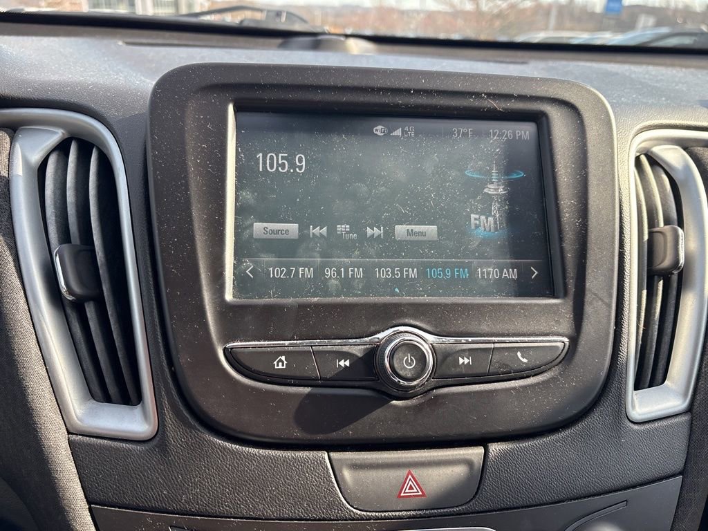 Used 2018 Chevrolet Malibu LS image 18