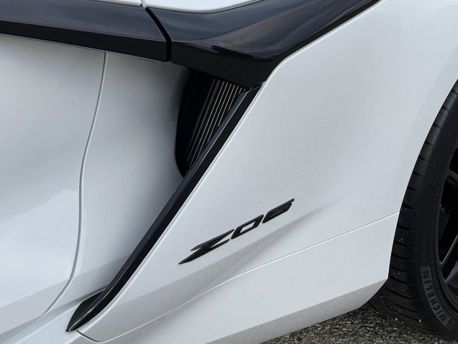 Used 2024 Chevrolet Corvette Z06 image 17