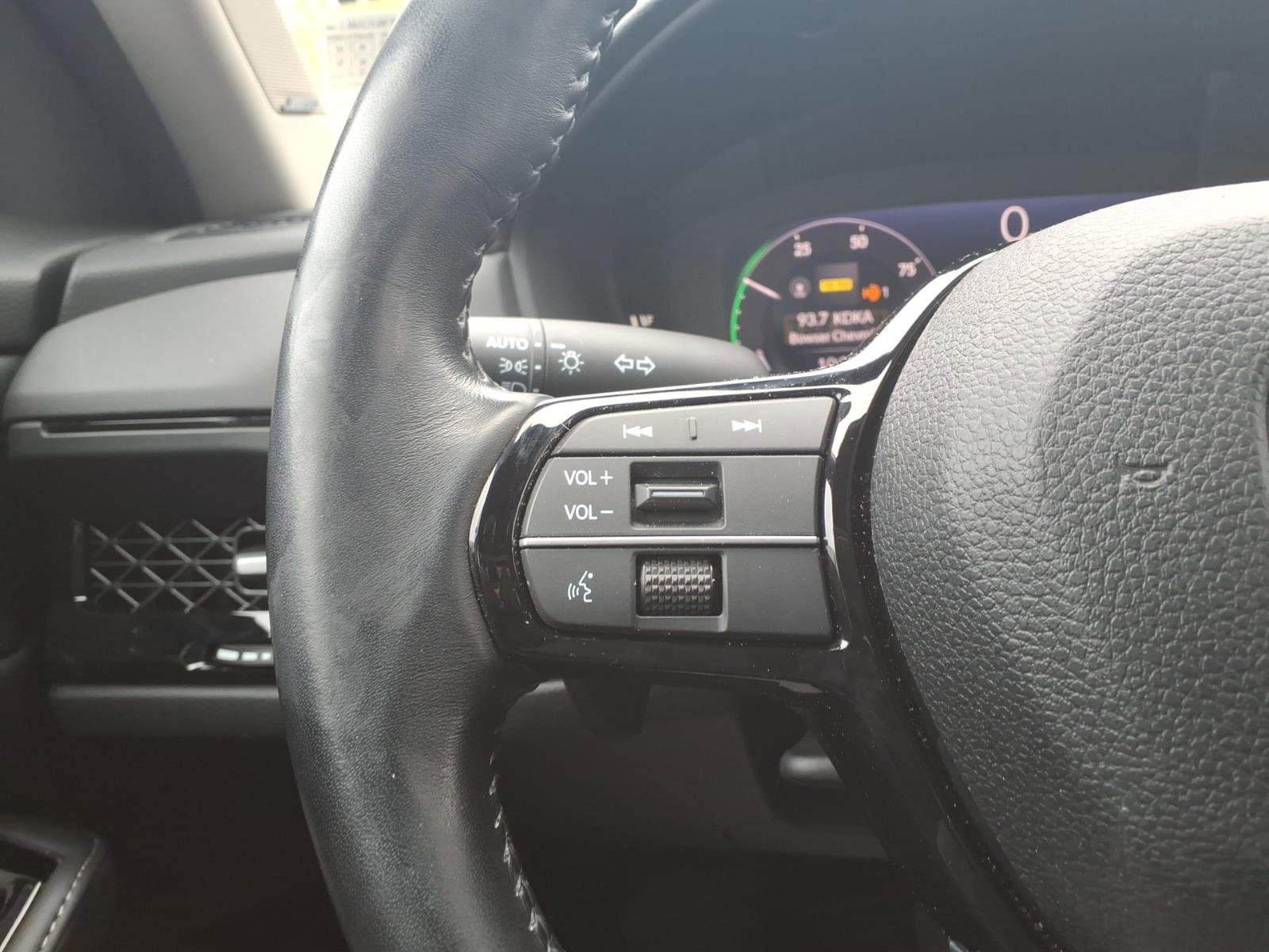 Certified 2023 Honda Accord Touring image 33