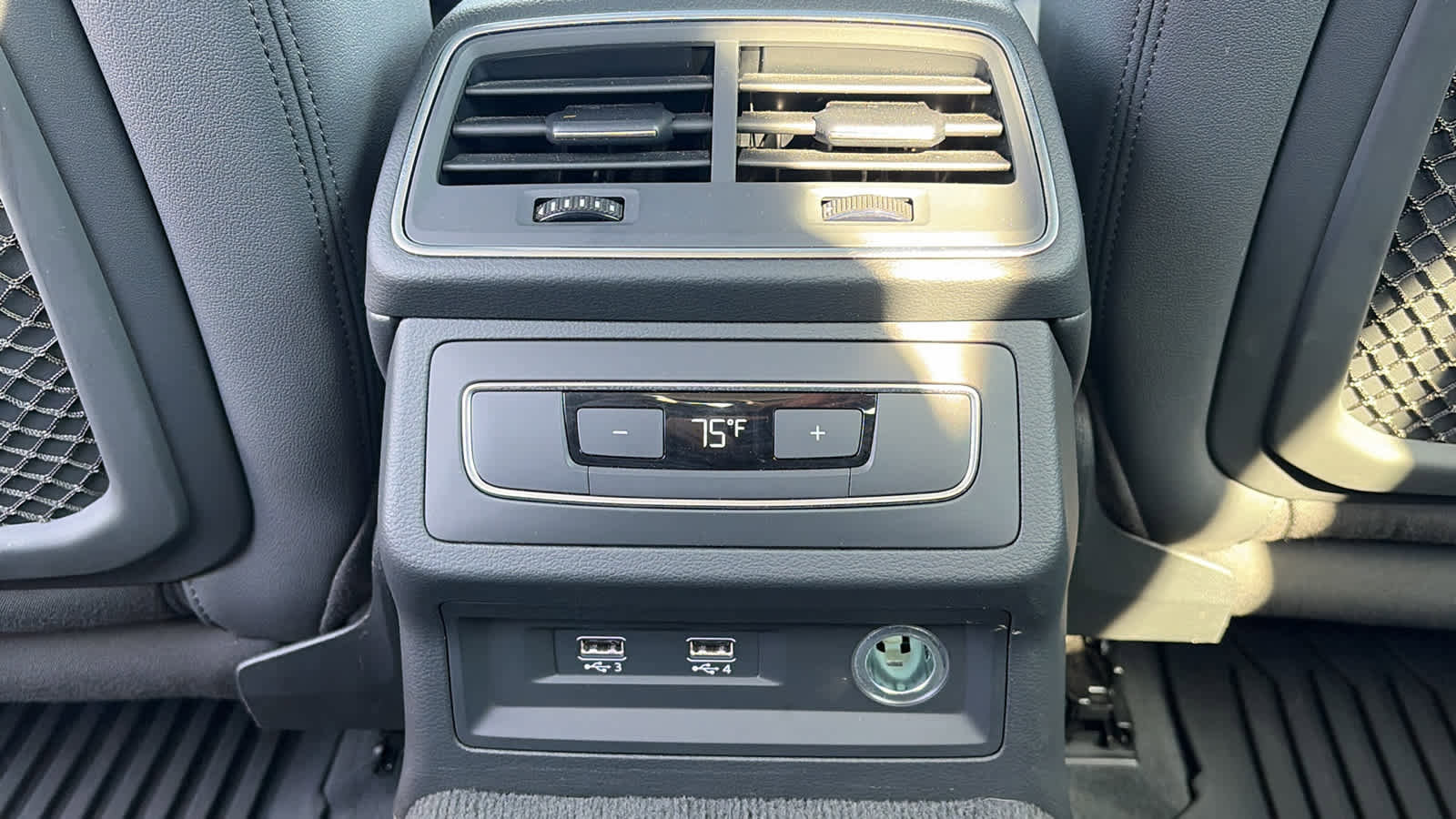 Used 2020 Audi A6 2.0T Premium image 24