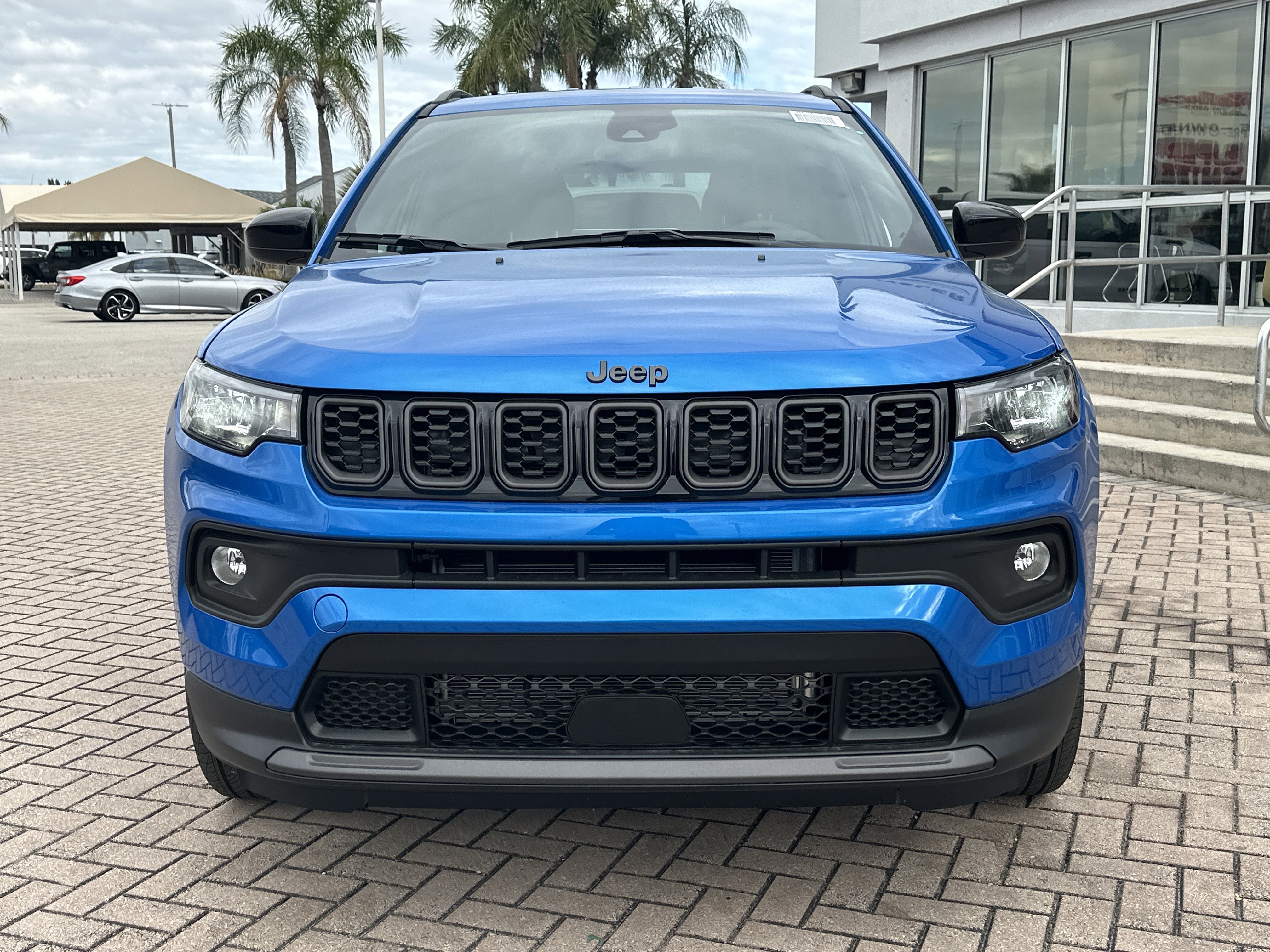 New 2026 Jeep Compass Latitude image 3