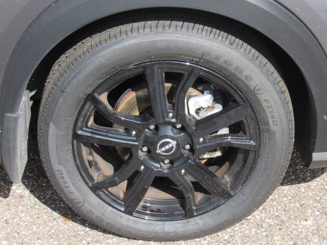 Certified 2024 Nissan Kicks SR FWD image 10