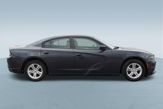 Used 2018 Dodge Charger SXT image 9