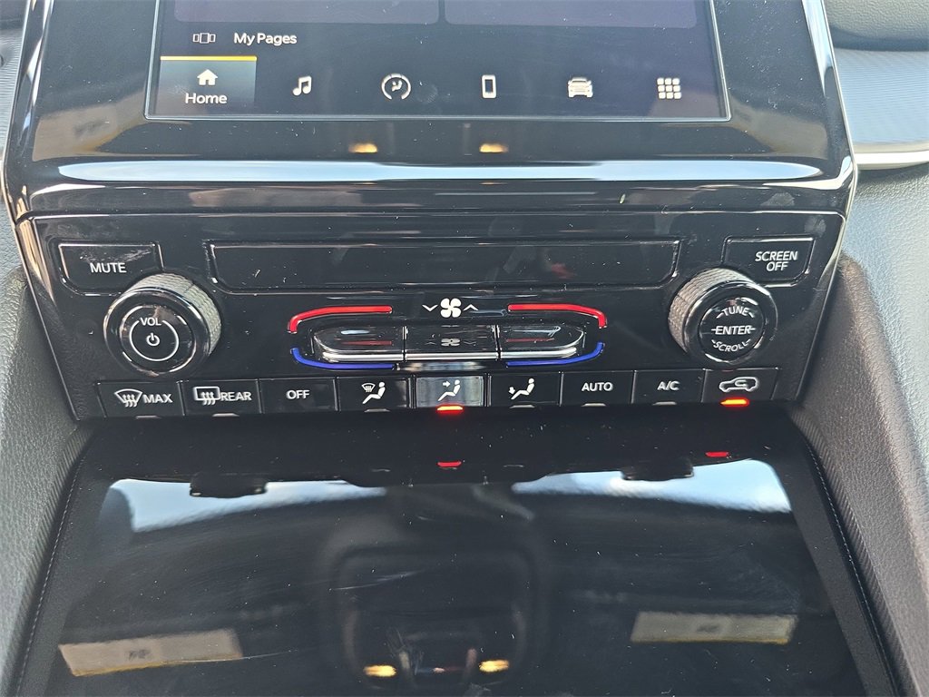 New 2025 Jeep Grand Cherokee Laredo image 21