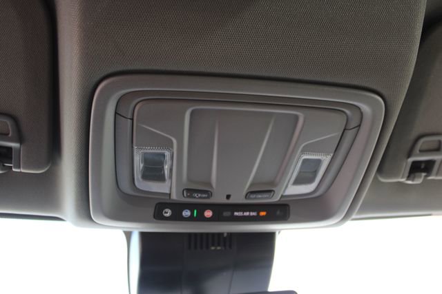 Used 2024 Chevrolet Silverado 3500 LT image 37