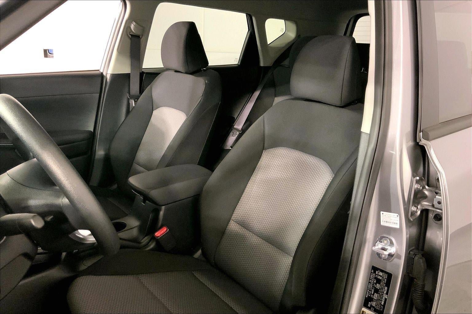 Used 2025 Kia Soul LX w/ LX Technology Package FWD image 22