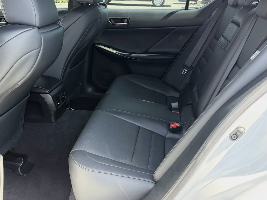 Used 2025 Lexus IS 500 w/ Accessory Package image 30
