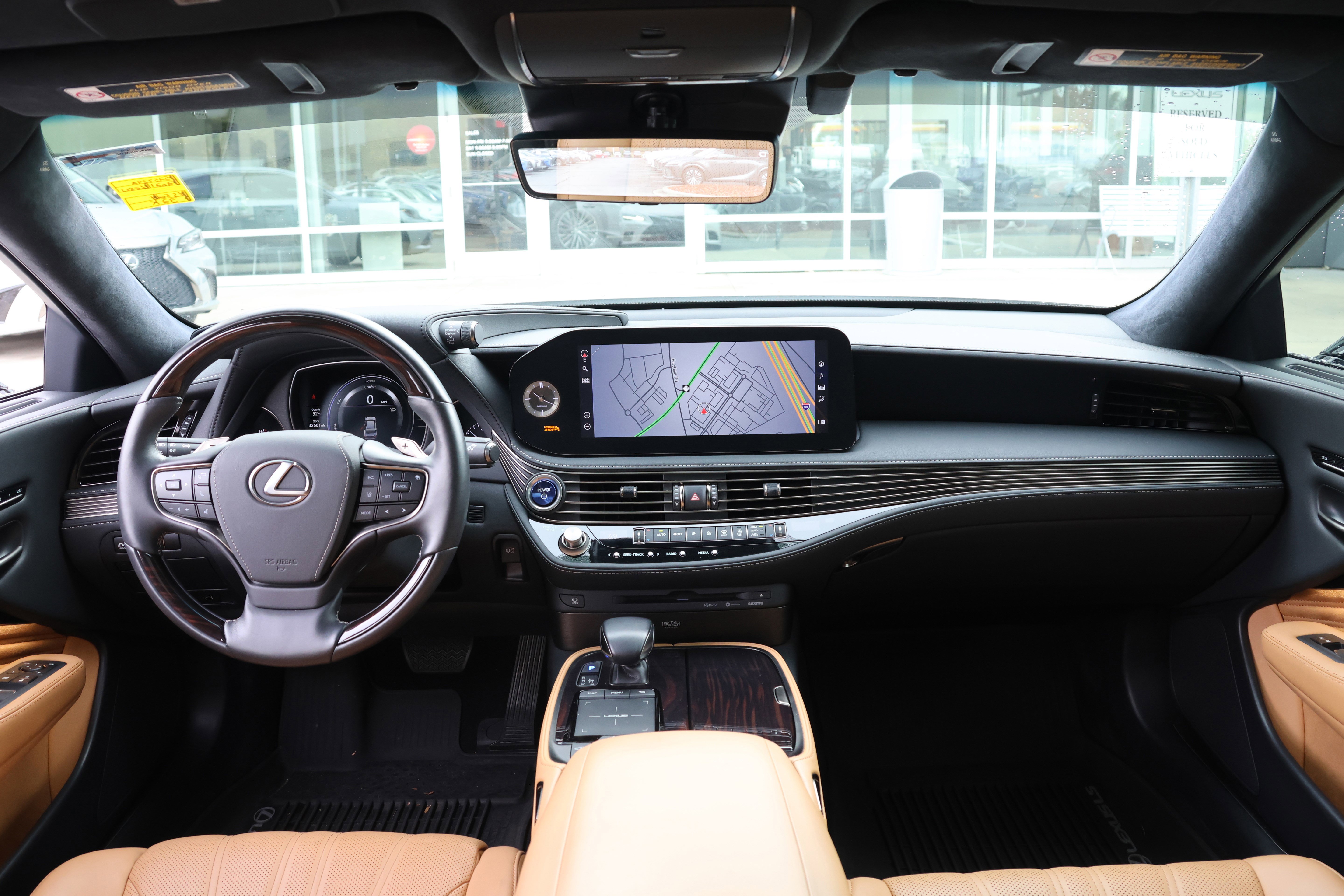 Used 2021 Lexus LS 500h image 16