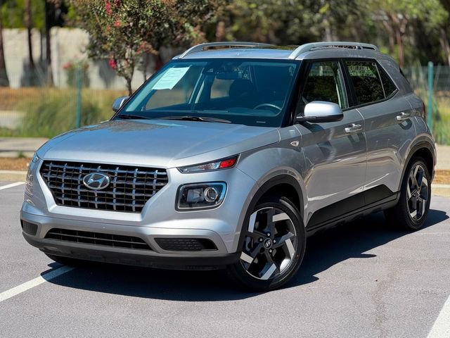 Used 2025 Hyundai Venue SEL FWD image 7