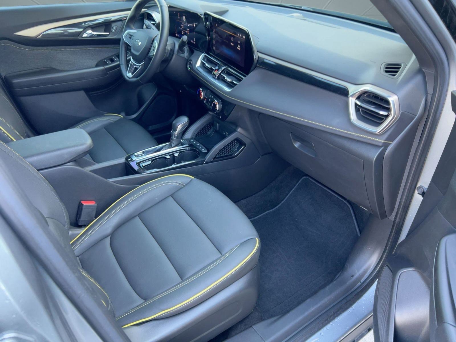 Used 2024 Chevrolet TrailBlazer ACTIV w/ Driver Confidence Package image 31