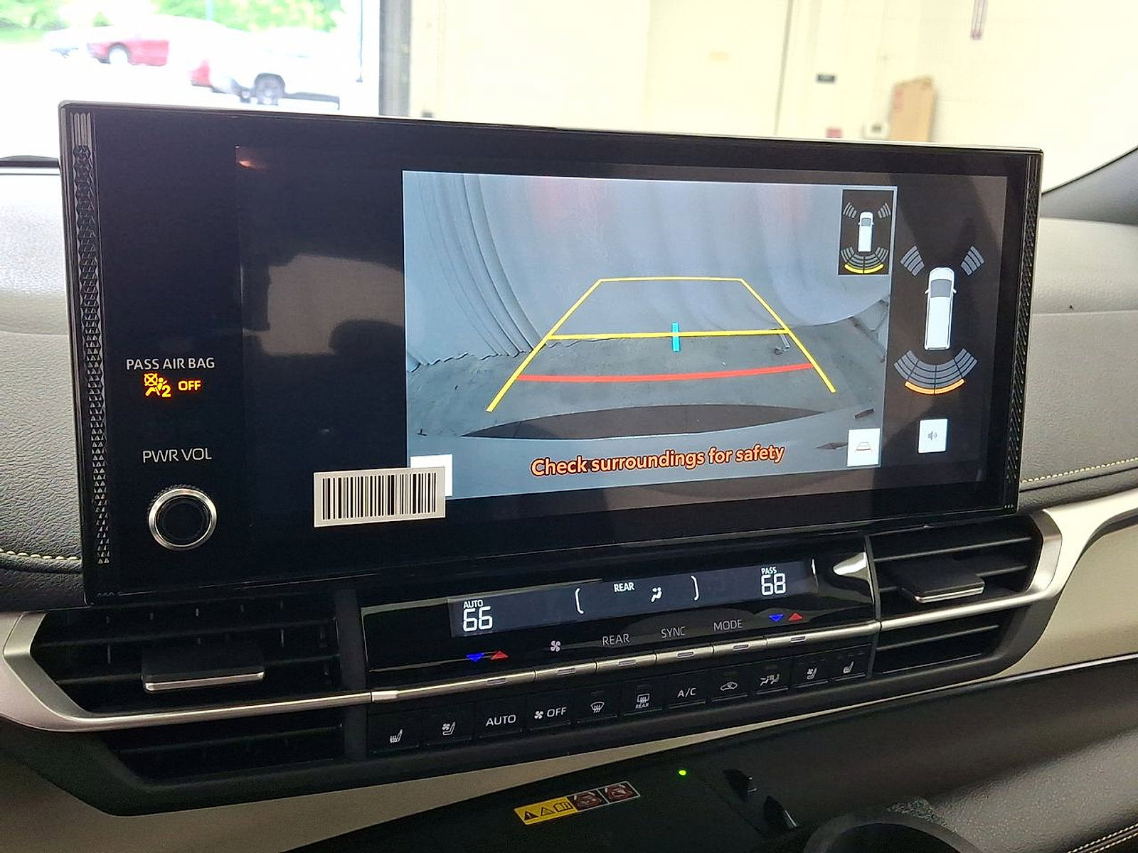 Used 2026 Toyota Sienna Limited FWD image 15