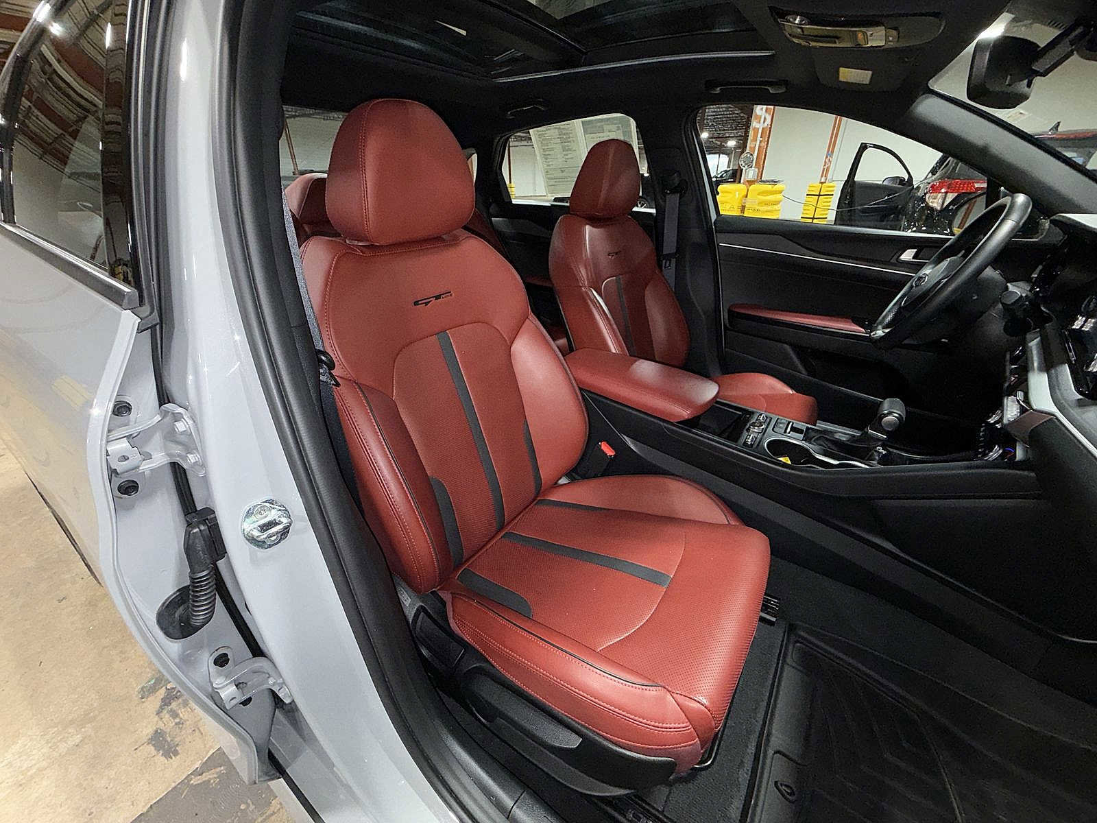 Used 2021 Kia K5 GT-Line image 16