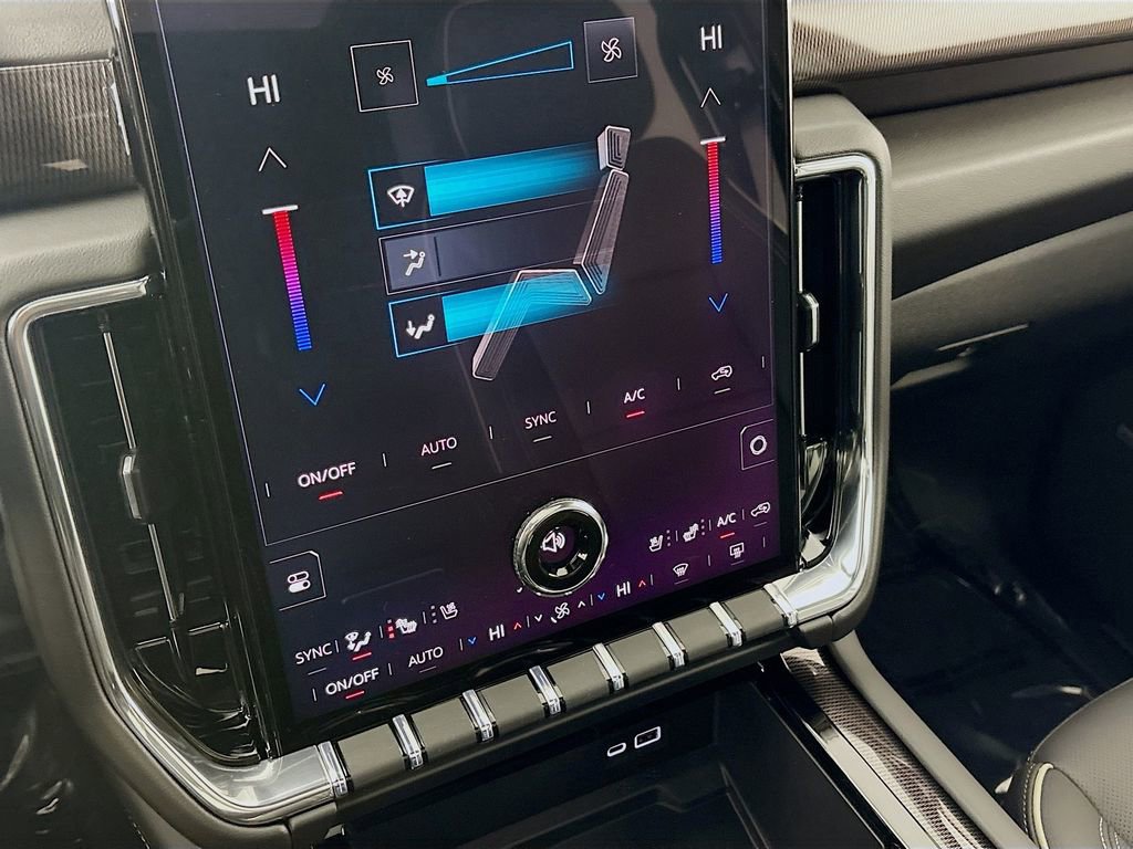 New 2026 GMC Yukon XL Elevation w/ Elevation Premium Package image 16