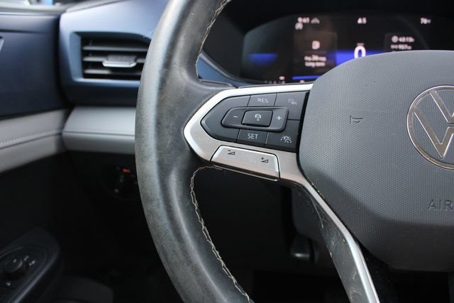 Used 2024 Volkswagen Taos SE AWD/4WD image 12