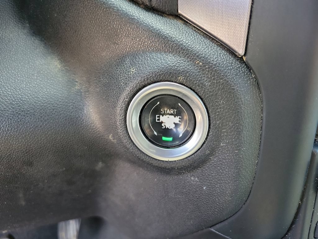 Used 2020 GMC Sierra 1500 Elevation w/ Elevation Value Package AWD/4WD image 29