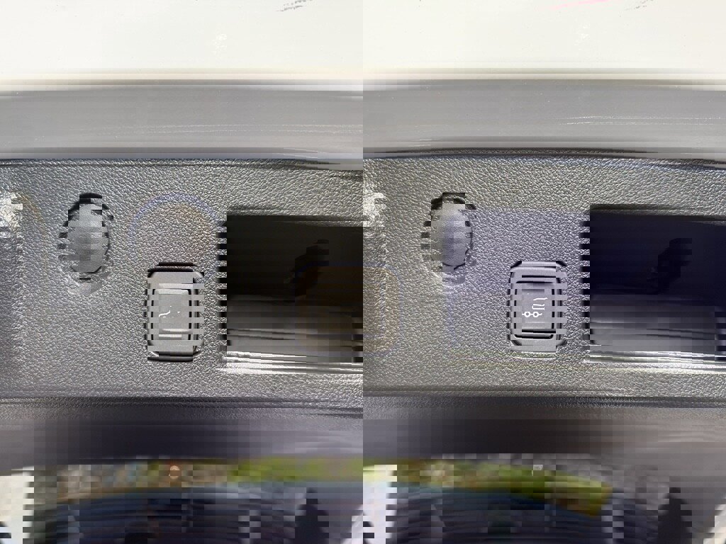 New 2026 Chevrolet Equinox LT w/ Convenience Package II image 22