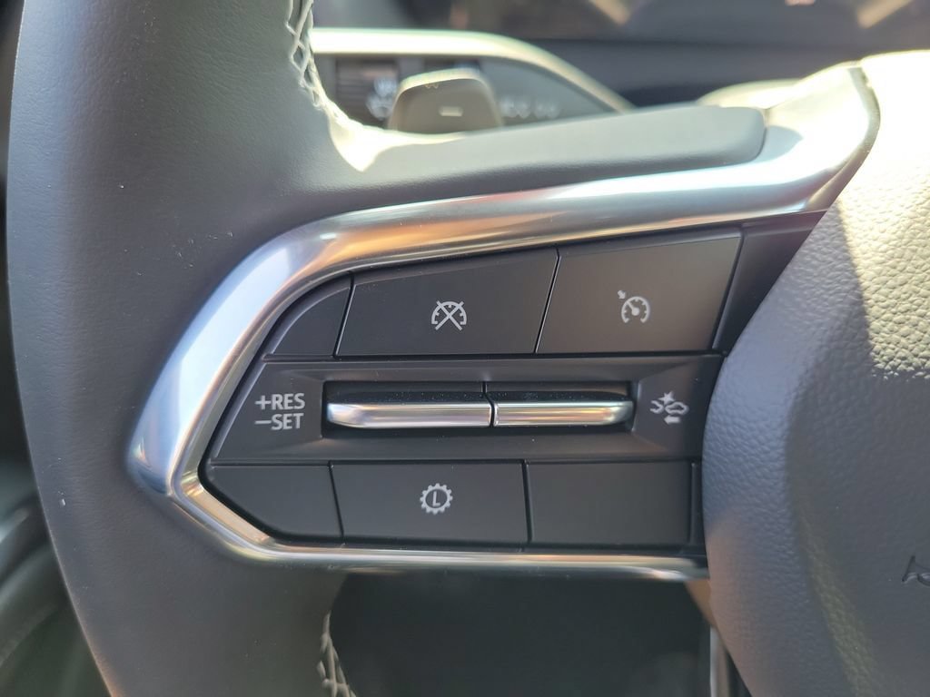New 2026 Chevrolet Traverse LT w/ Midnight/Sport Edition FWD image 5