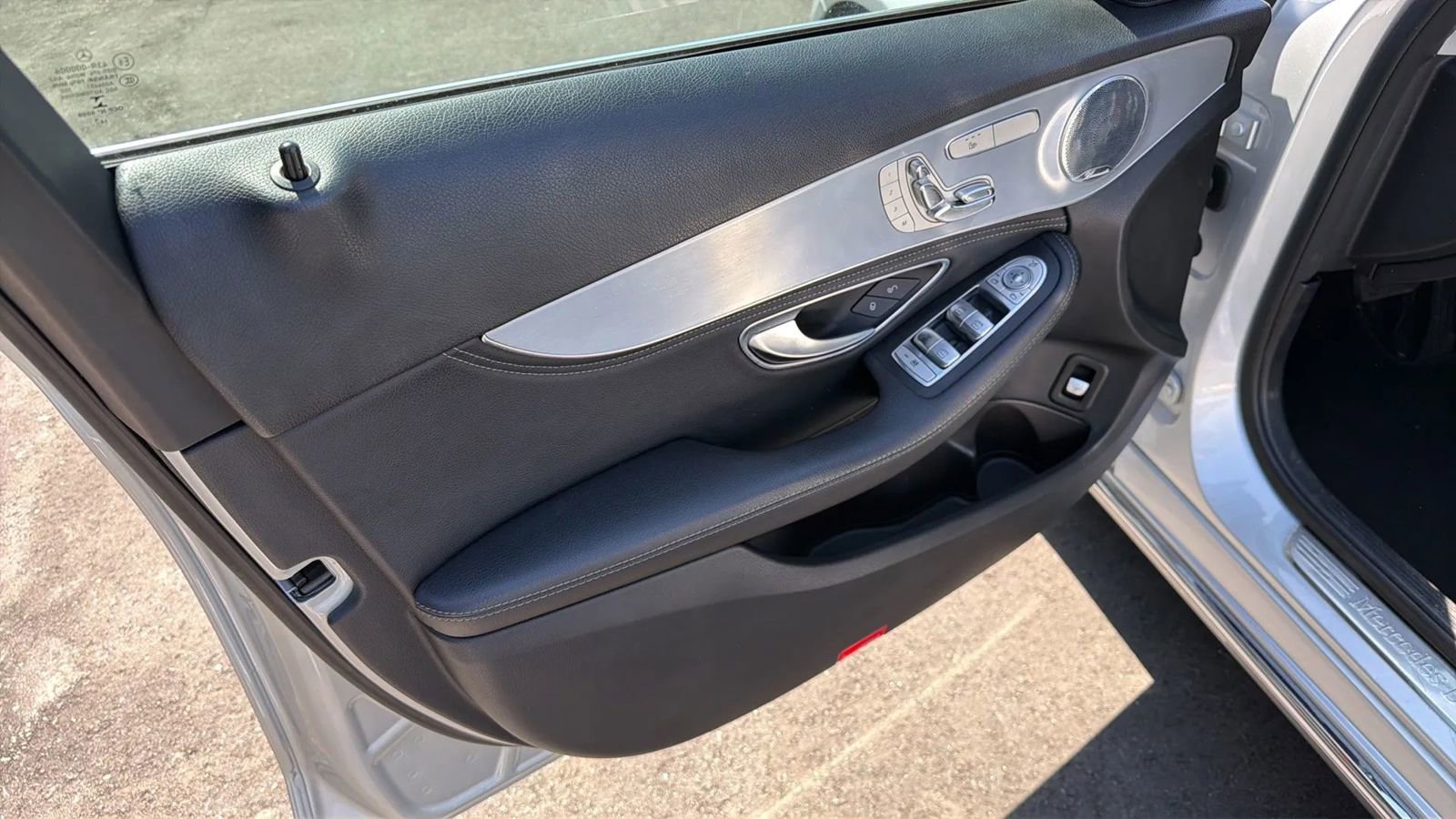 Used 2015 Mercedes-Benz C 300 4MATIC Sedan w/ Premium 1 Package image 10