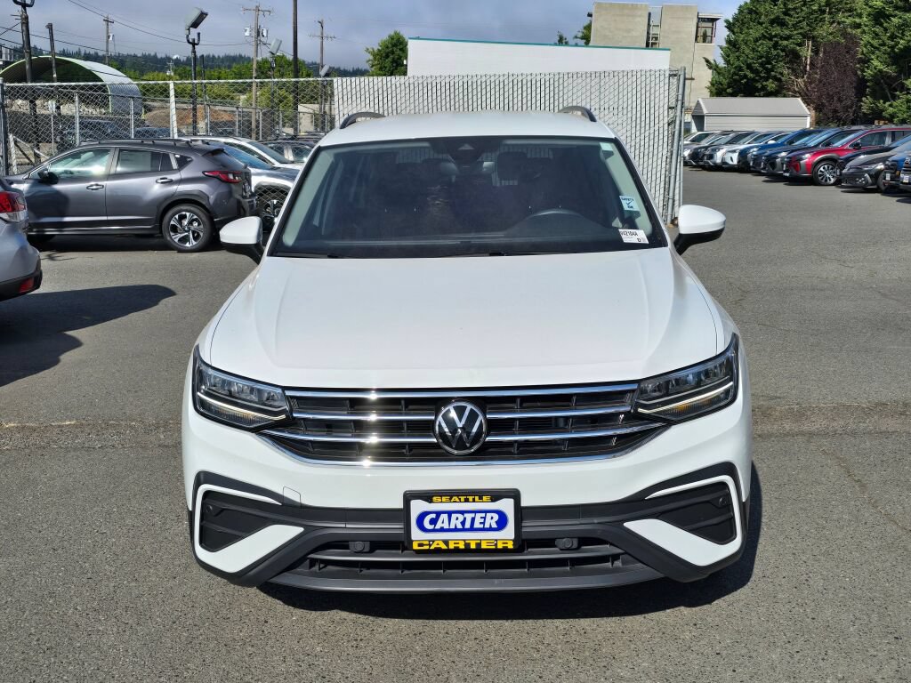 Used 2023 Volkswagen Tiguan S w/ Driver Assistance Package FWD image 2